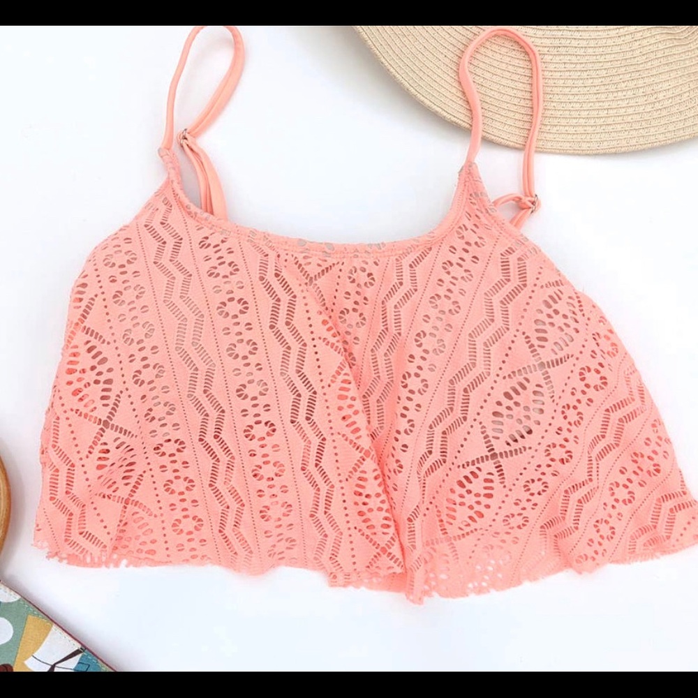 Xhilaration Bikini Top Crochet Coral M